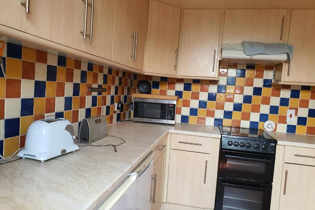 Never To Be Booked Apartment York Bagian luar foto
